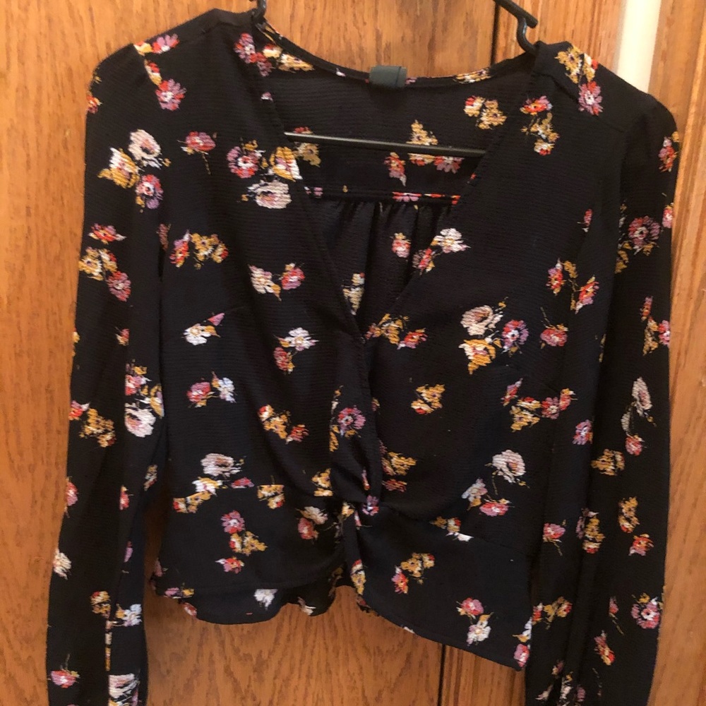 Cute v-neck blouse